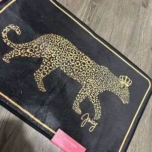 Juicy Couture Black and Gold leopard Bath Rug NEW